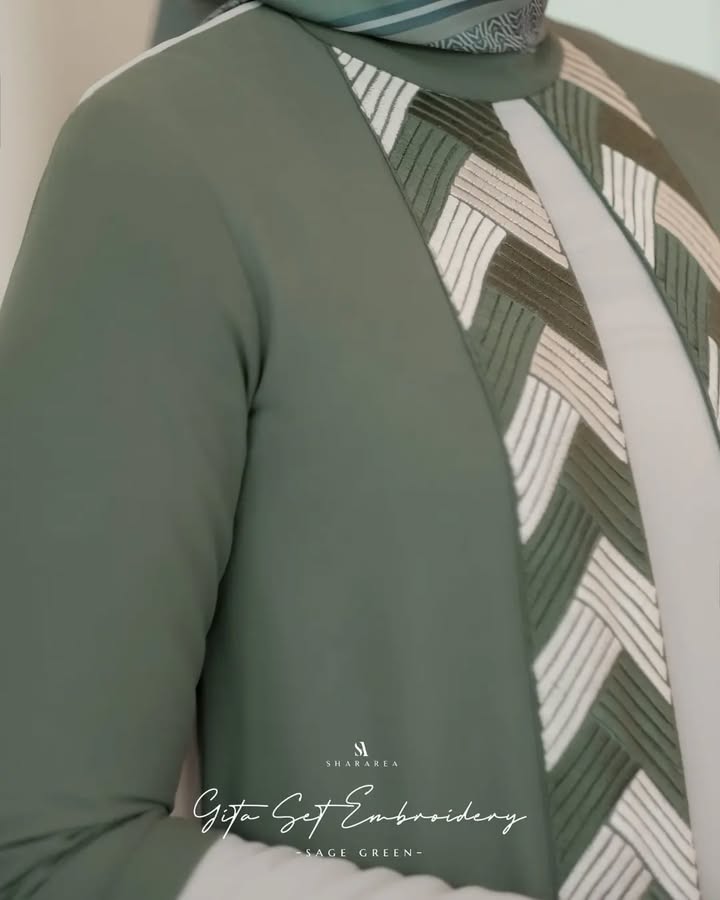 Gita Set Embroidery - Image 12