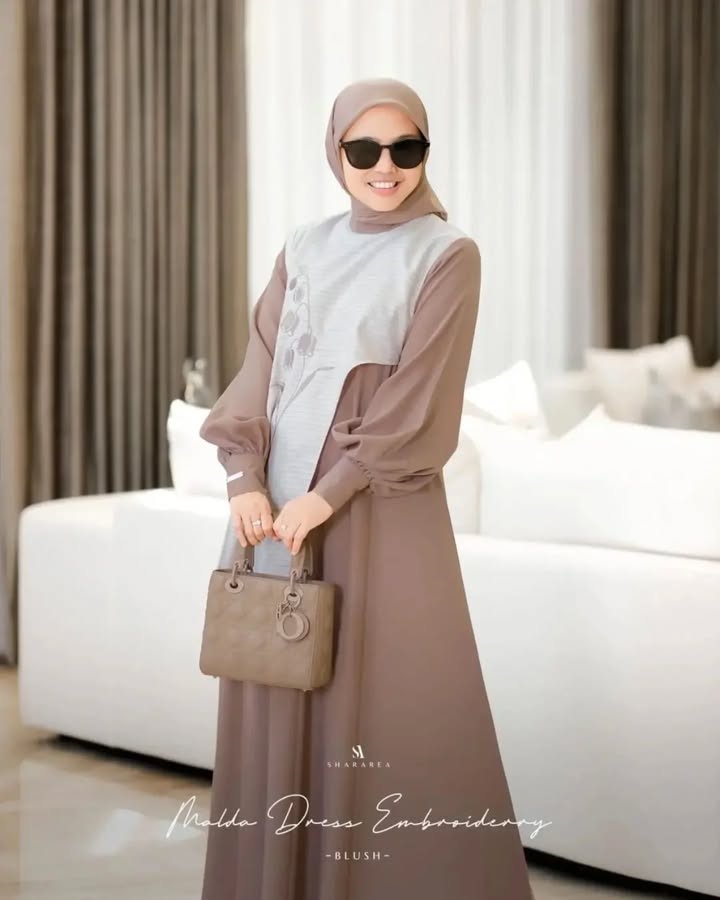 Malda Dress Embroidery - Image 16