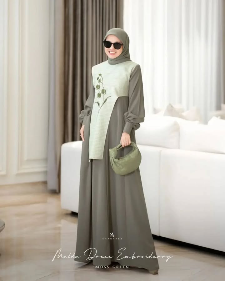 Malda Dress Embroidery - Image 6