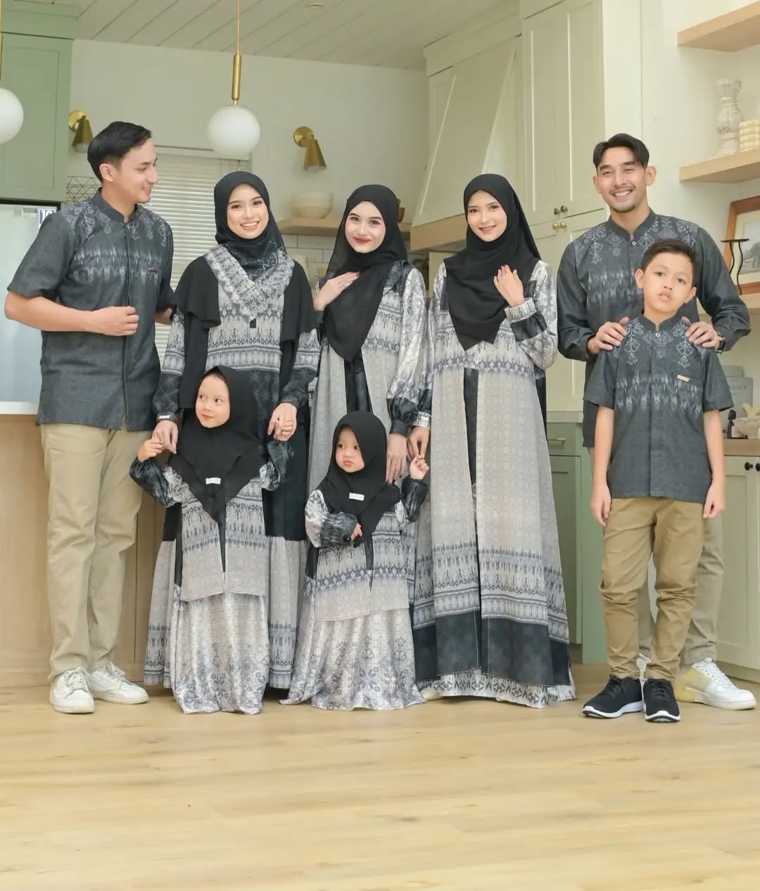 Yameena Family Dewasa - Image 24