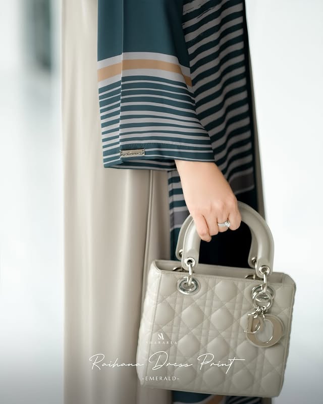 Raihana Dress Print - Image 4