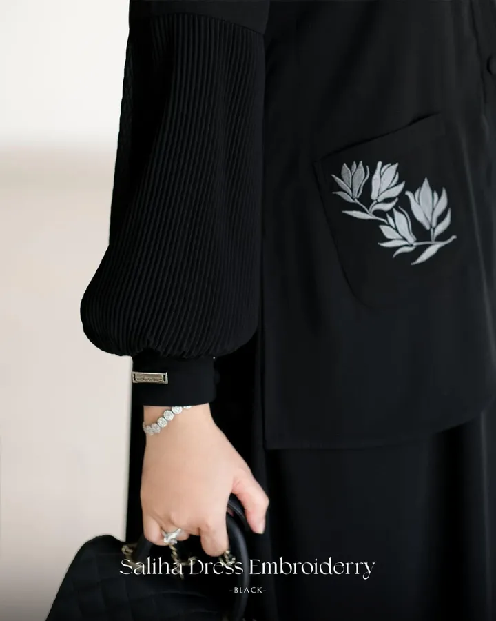 Saliha Dress Embroiderry - Image 5