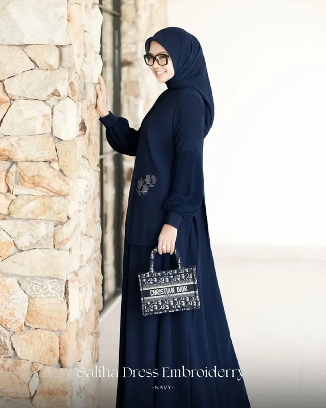 Saliha Dress Embroiderry - Image 17