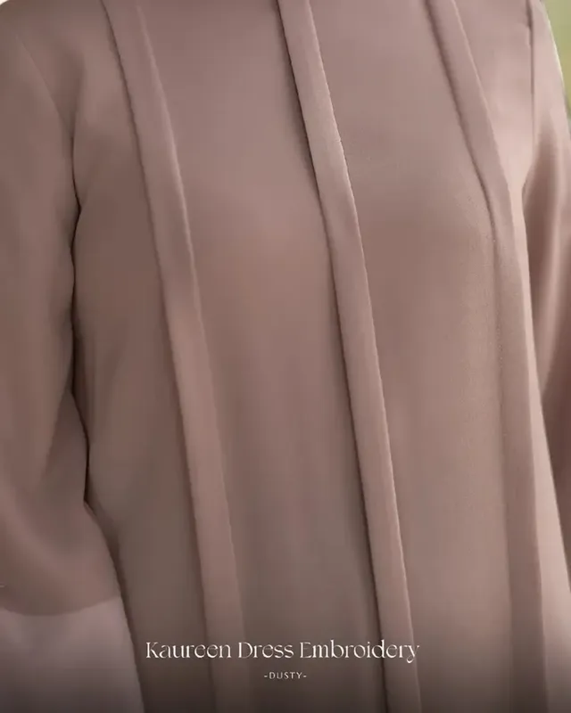 Kaureen Dress Embroiderry - Image 20