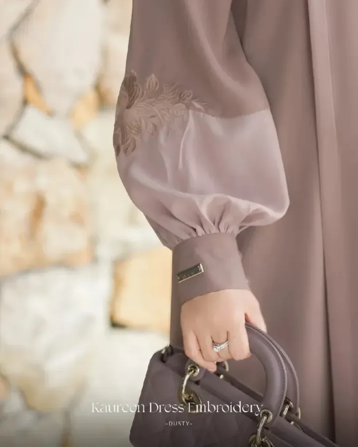 Kaureen Dress Embroiderry - Image 21