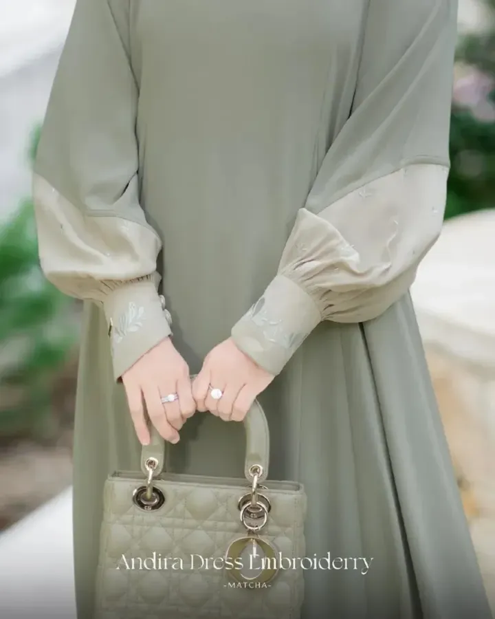 Andira Dress Embroiderry - Image 8