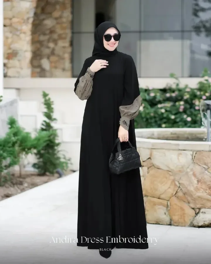 Andira Dress Embroiderry