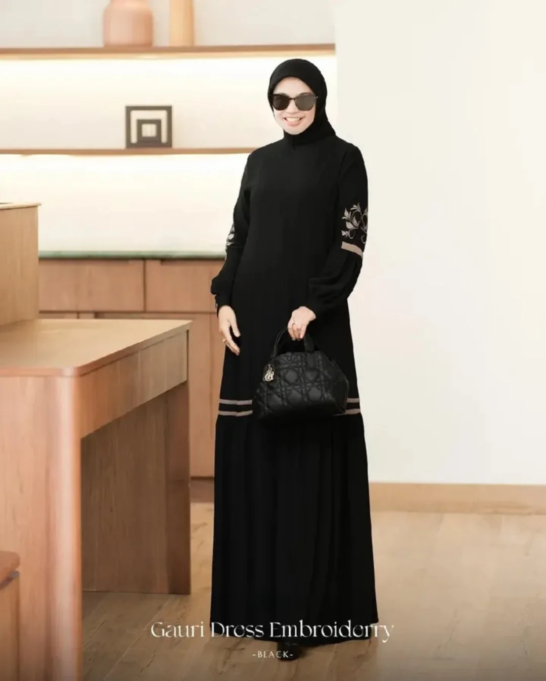 Gauri Dress Embroiderry - Image 5